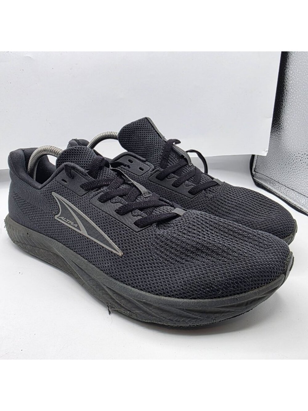 Altra Escalante 4 Mens Size 10 Triple Black Running Walking Athletic Shoes
